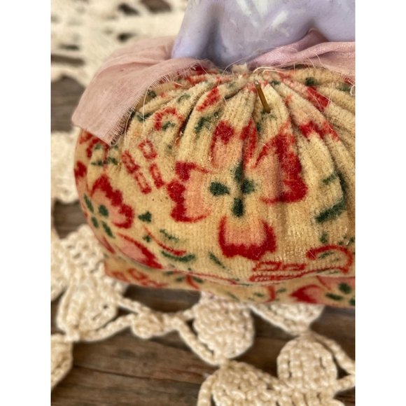 Antique Bathing Beauty Type Pincushion Half Doll Legs Out On A CHair - Picture 9 of 12